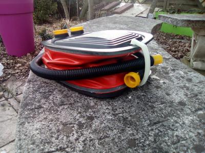 Inflator clip