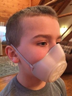 Respirator with Replaceable Filter POC