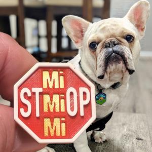 "Stop MiMiMi" - Ring (aka "Hör auf zu jammern" or "stop whining")
