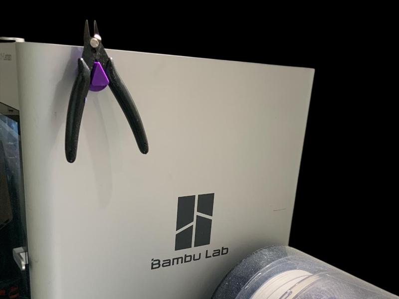 Filament Cutter Magnetic Hook