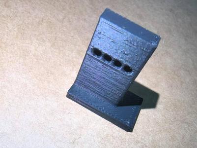 Differential cable guide bracket