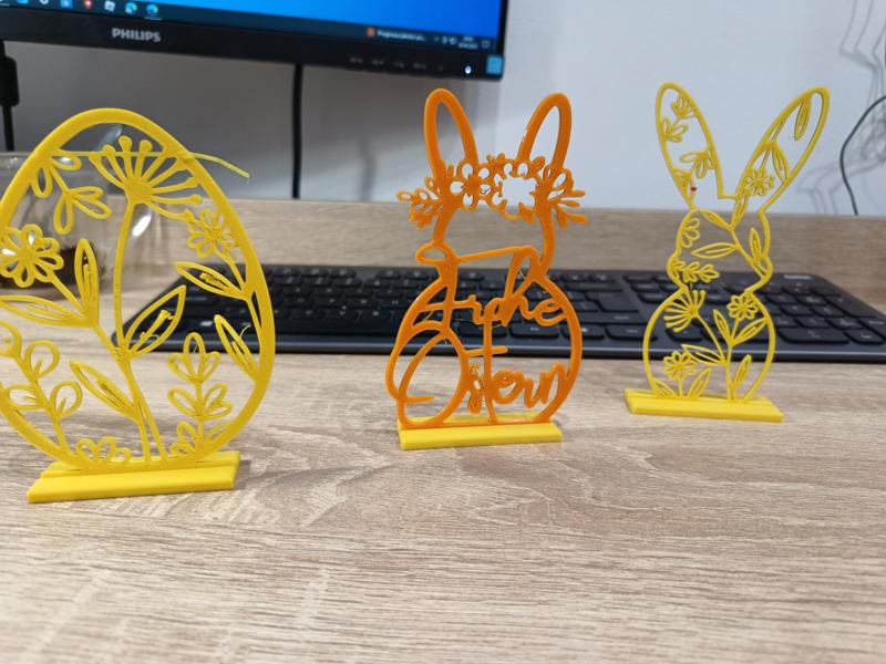 Easter decoration on stand
