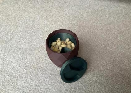 practical shell snack box