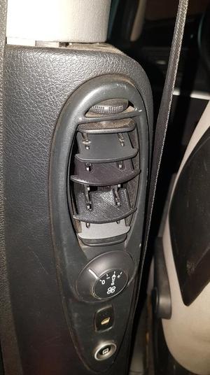 peugeot 807 - Air vent paddle