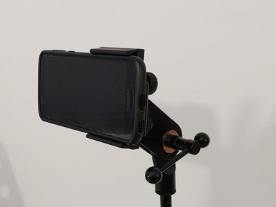 Smartphone Fixation for Microphone Stand