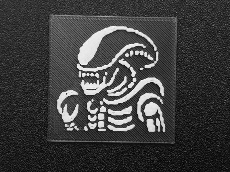 Xenomorph Screen Insert for Retro TV - Alien Movie