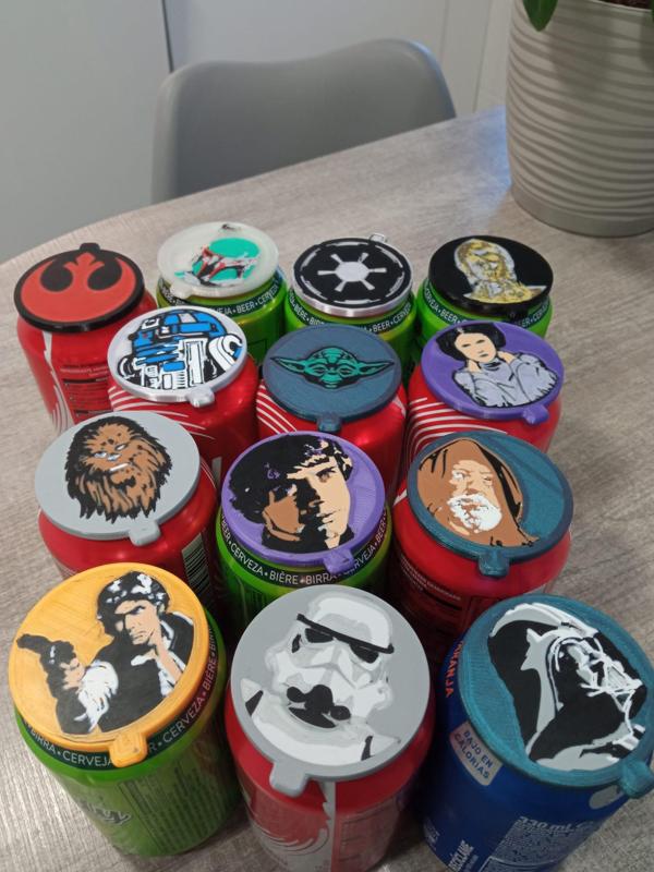Multicolor with single printer Star Wars can lids