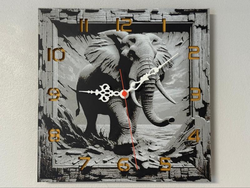 wall / desk clock Majestic Escape