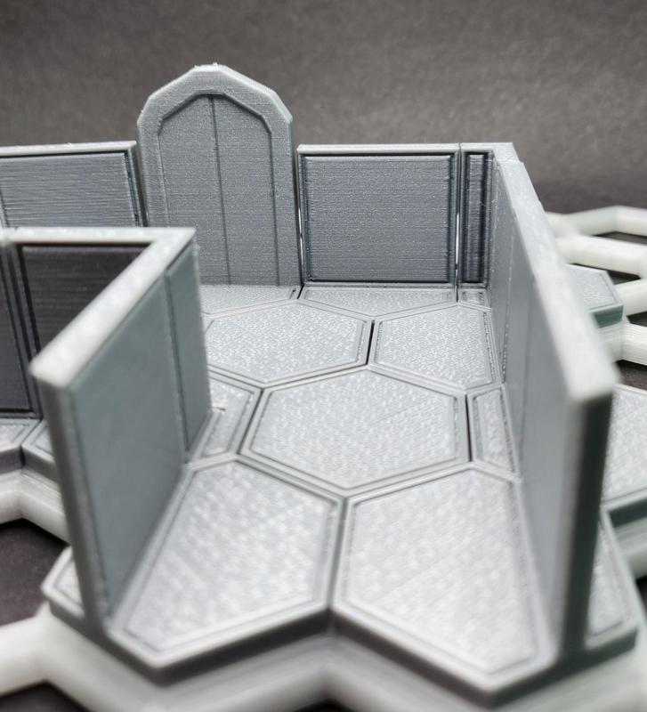 WDhex - very basic SciFi floors and walls (and a door)