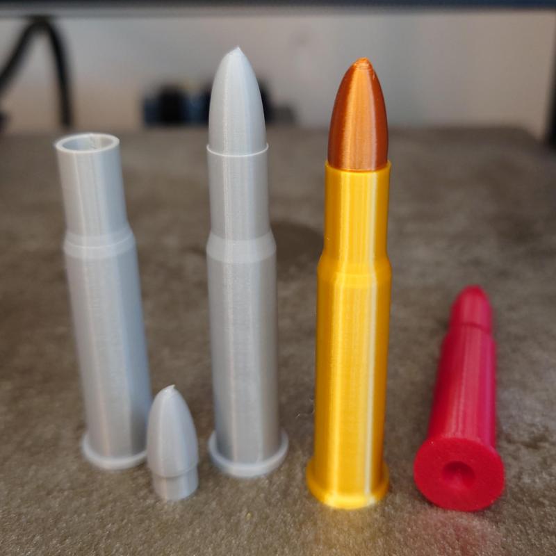 .30-30 Winchester replica and snap cap