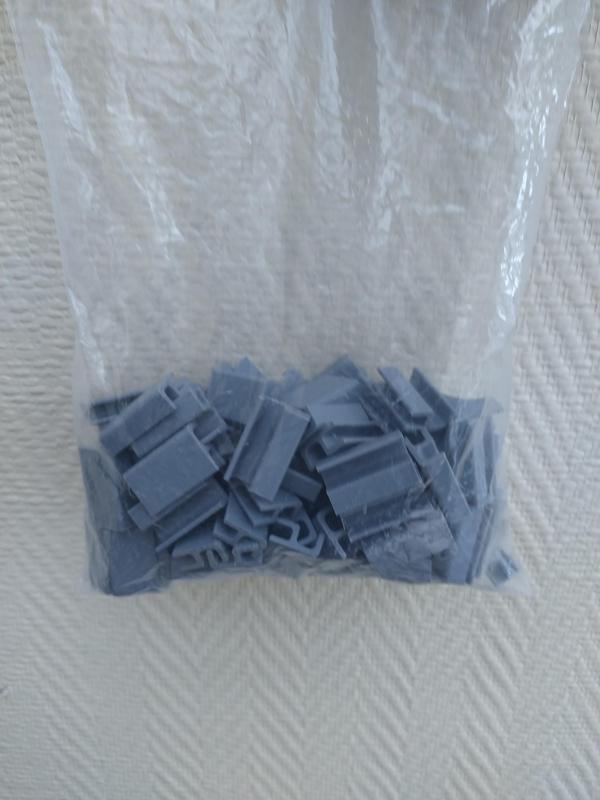 Clips for leroy merlin shelves