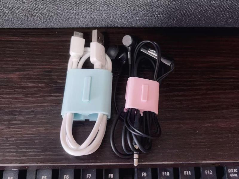 Charging cable data cable organizer