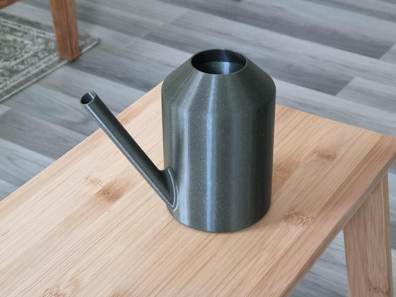 Watering can - coffee mug sized