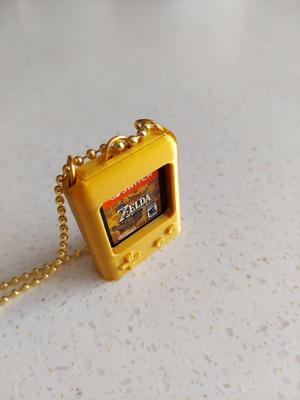 Switch mini game holder necklace with lid