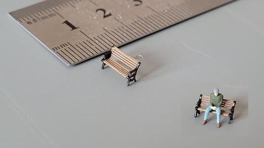 Park bench by Kacie Hultgren (1-160)
