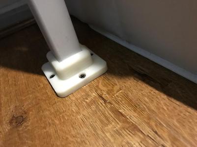 Locating bracket for 30x30mm square tubing