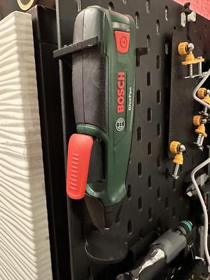 Ikea Skadis Bosch GluePen holder with drip pan