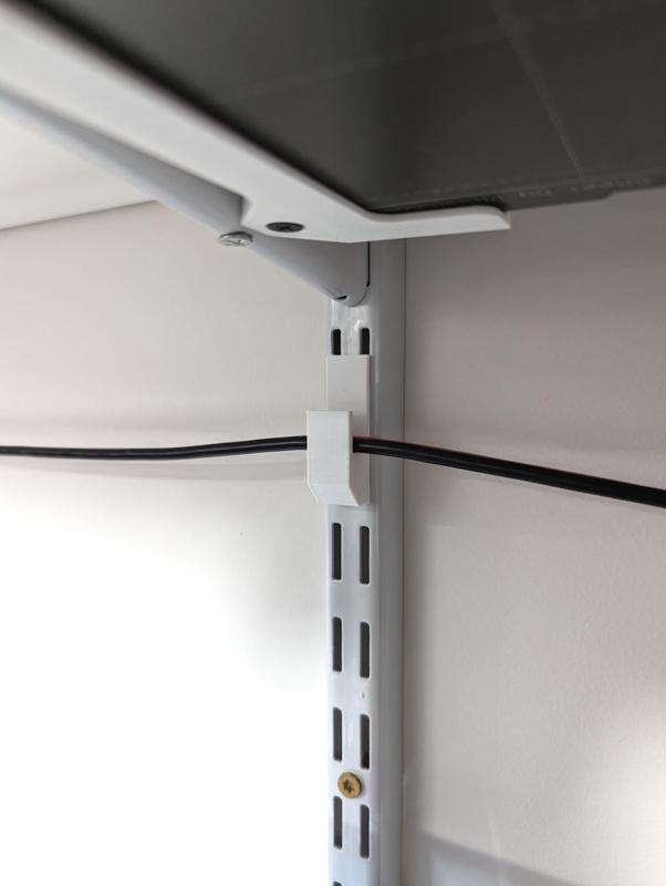 Dual track shelf hanger