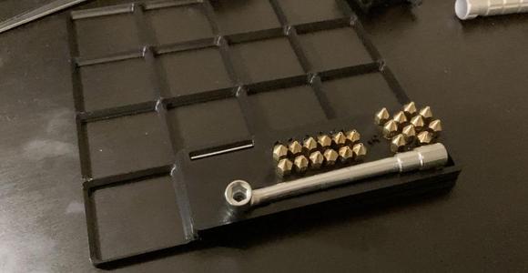 Nozzle holder for gridfinity