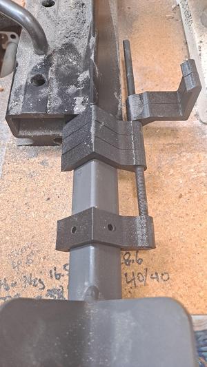 Wolverine sharpening jig - modular Vee arm spacer system
