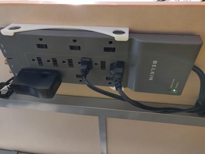Belkin 12 port power strip holder