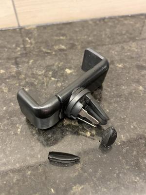 Kenu iphone car clamp finger
