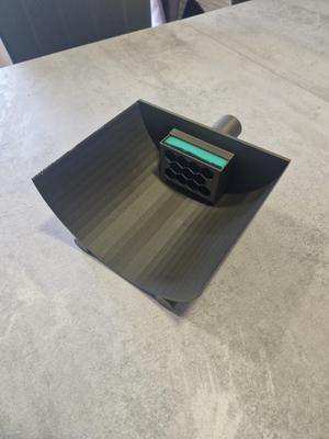 Simple airbrush suction "box" (Odsávačka na airbrush)
