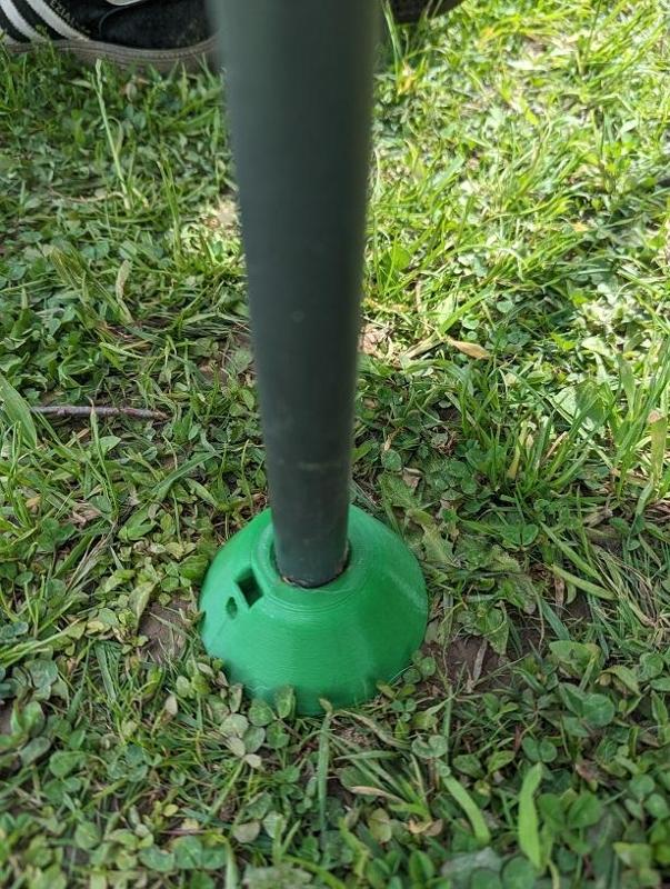 widening of the chair leg 