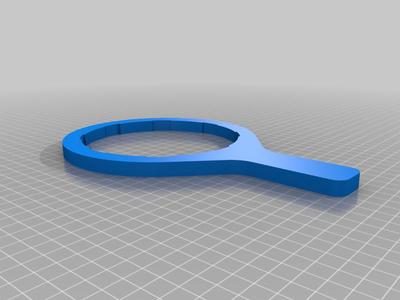 Wrench for water filter of garden pump