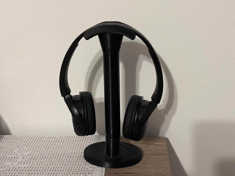 Headphone holder