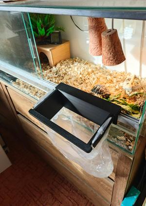 terrarium trash bag holder