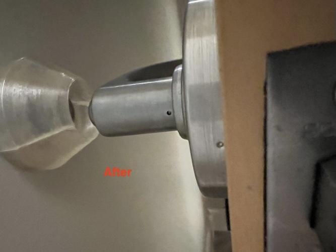 Anti-lock doorstop bumper bumper