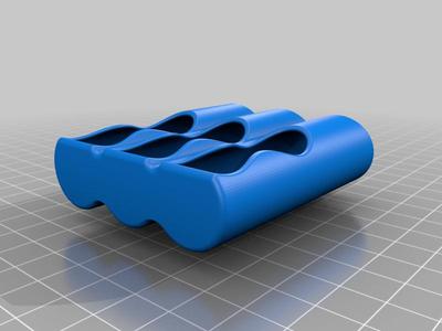 3x 18650 case with clip