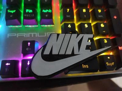 nike two colors