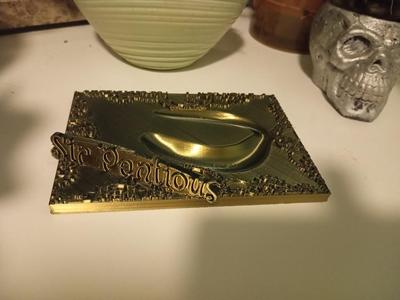 Base Stand for Sir Pentious by ArchCrab