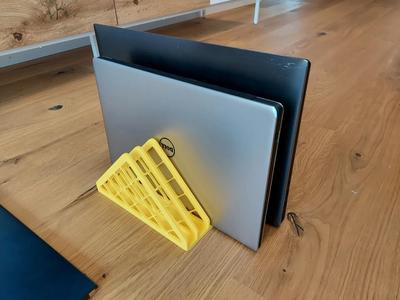 Laptop stand - for 5 laptops