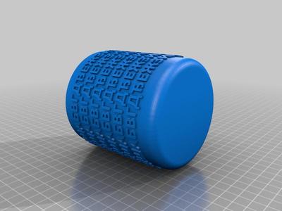 Round pen cup with Cyrillic alphabet
