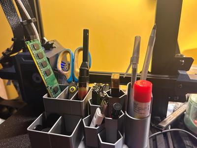 Desk organizer