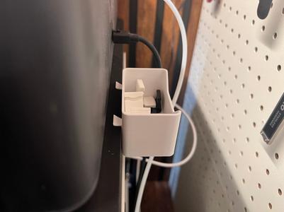 Filament clip holder for AMS Riser V2 (back)