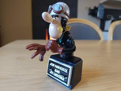 Joe Bar (Bust)