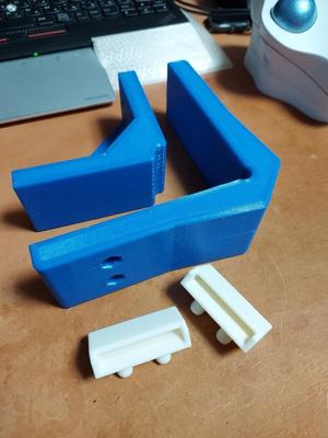 Three ways Corner clamp