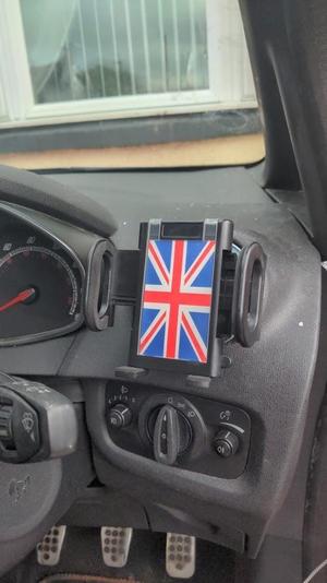 Fiesta Air Vent Phone Holder