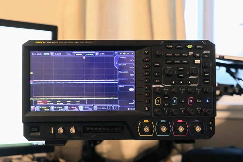 Rigol MSO5000 Series Oscilloscope VESA Mount