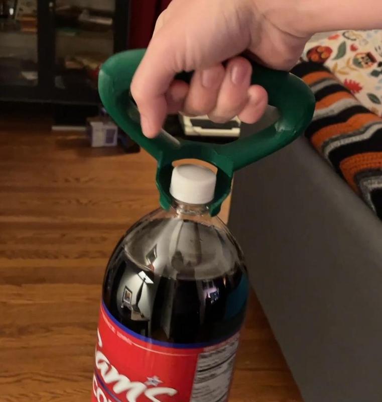 2 Litre / Liter bottle handle / holder / grip so it's easier to carry them whether at the supermarket or at home.