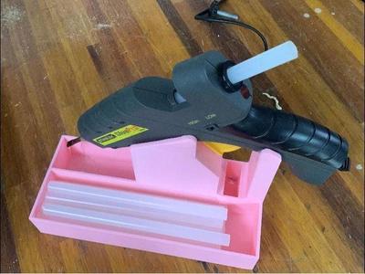 GlueGunStand Stanley