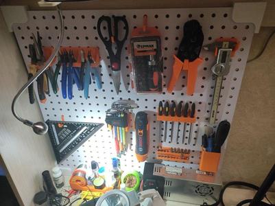 BOSCH GO 2 Pegboard holder