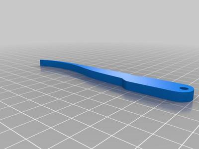 Shrimp peeler and deveiner