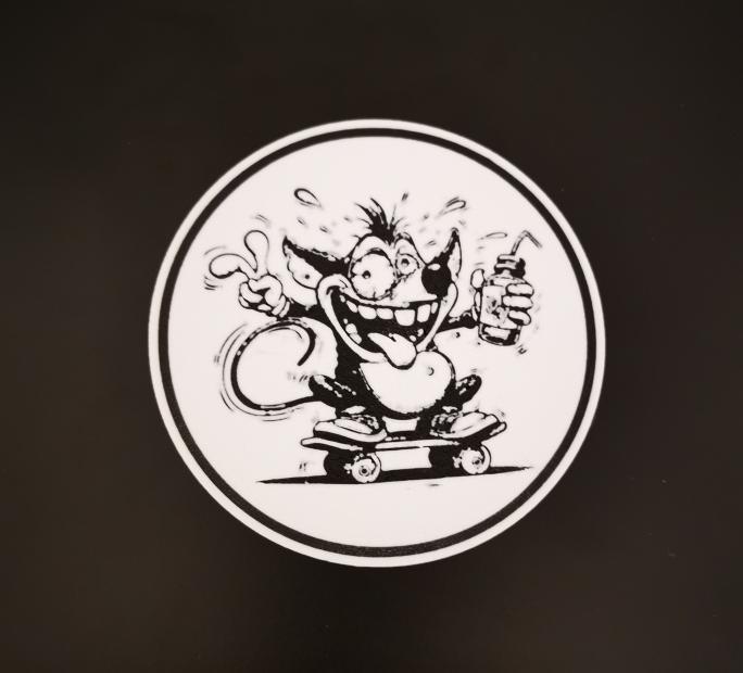 Mouse on skateboard coaster