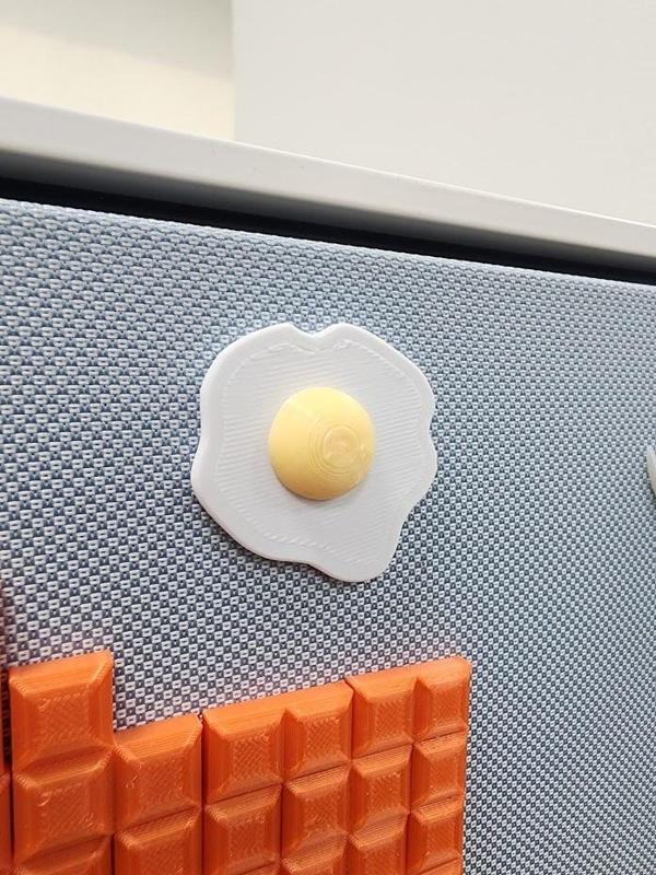egg fry 6x3 magnet