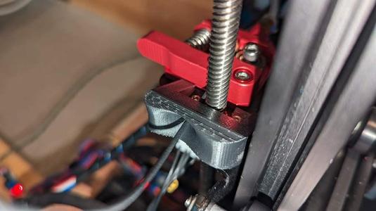 Ender 3: Robust Filament Support / Guide - No Support necessary